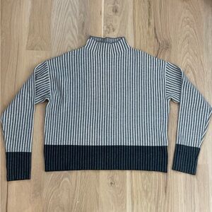 Tahari Cropped Mockneck Sweater with Gray and White stripes - extra small XS